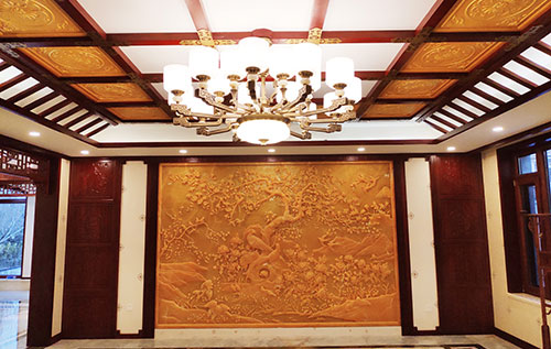 香洲中式别墅客厅中式木作横梁吊顶装饰展示
